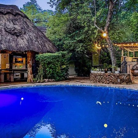 Victoria Falls Backpackers Lodge- Camp Sites Exterior photo
