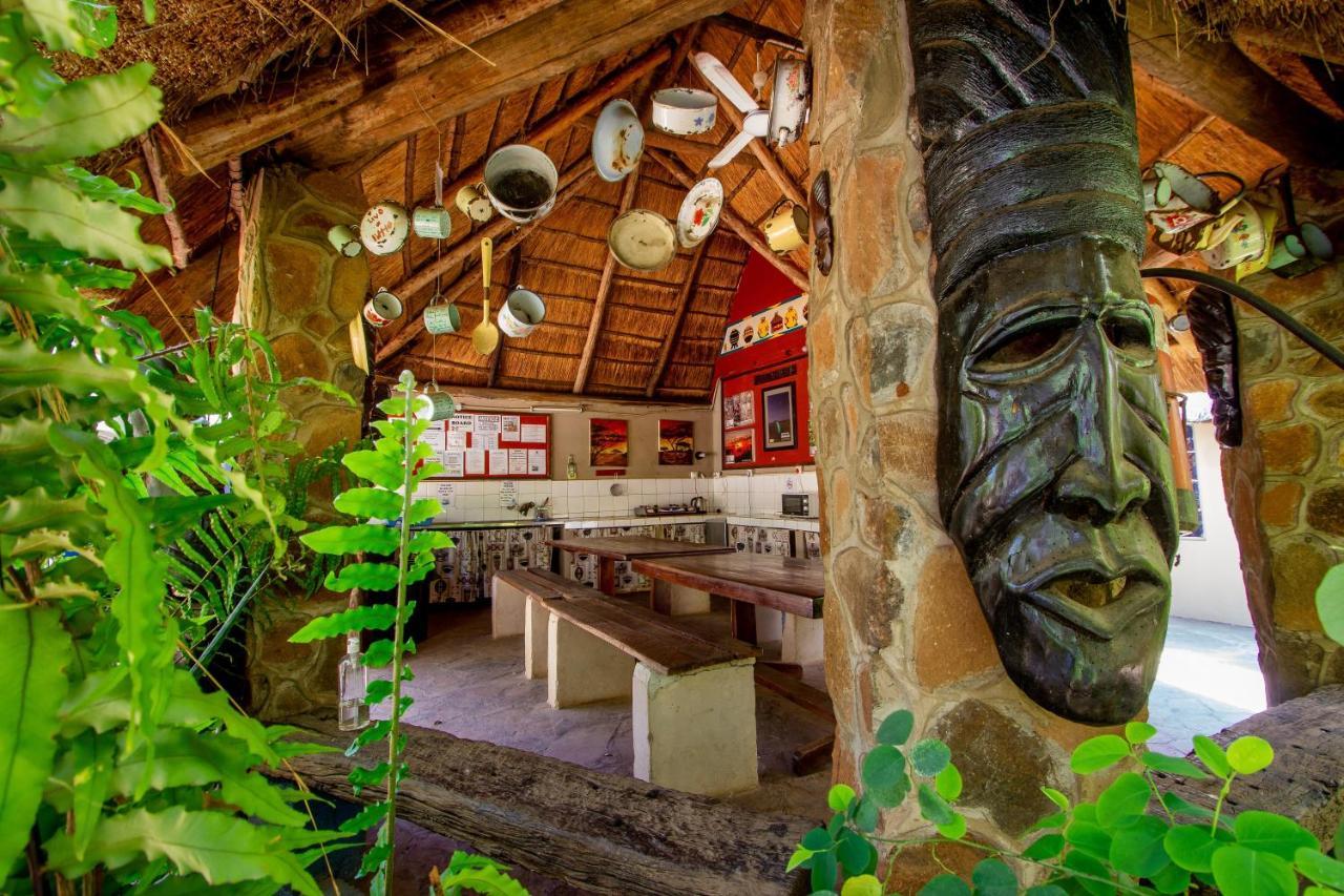 Victoria Falls Backpackers Lodge- Camp Sites Exterior photo