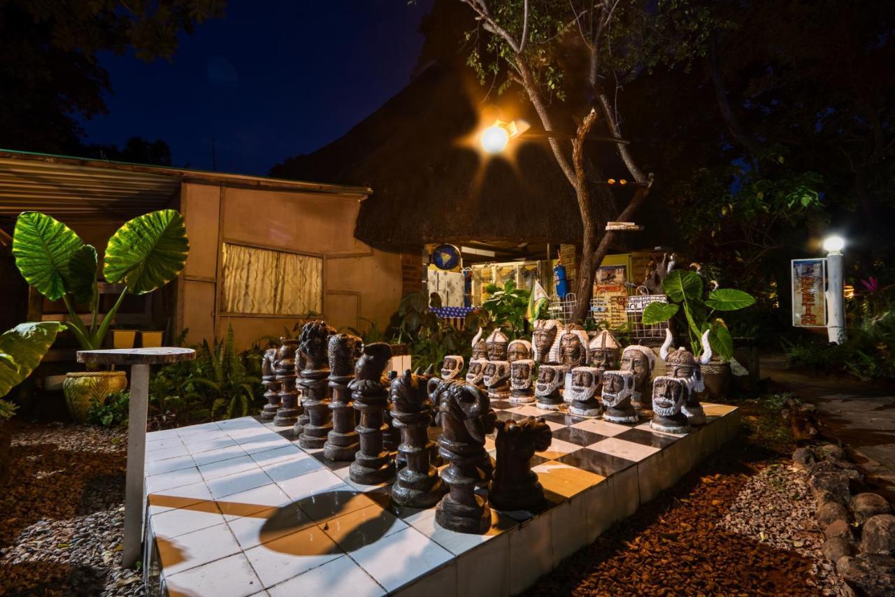 Victoria Falls Backpackers Lodge- Camp Sites Exterior photo