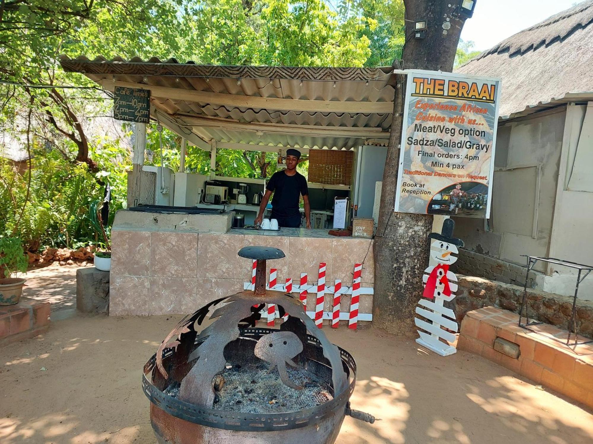 Victoria Falls Backpackers Lodge- Camp Sites Exterior photo