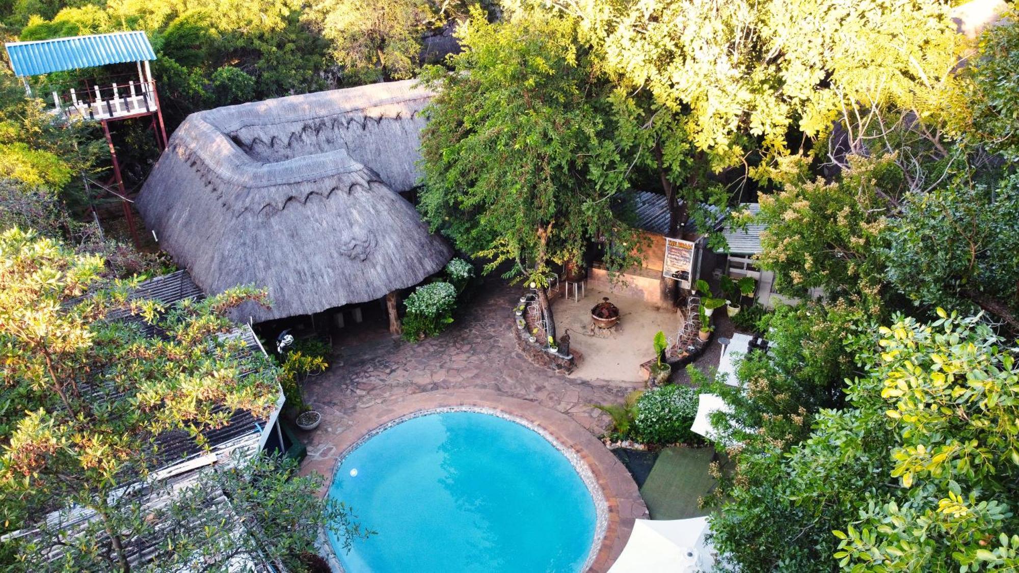 Victoria Falls Backpackers Lodge- Camp Sites Exterior photo