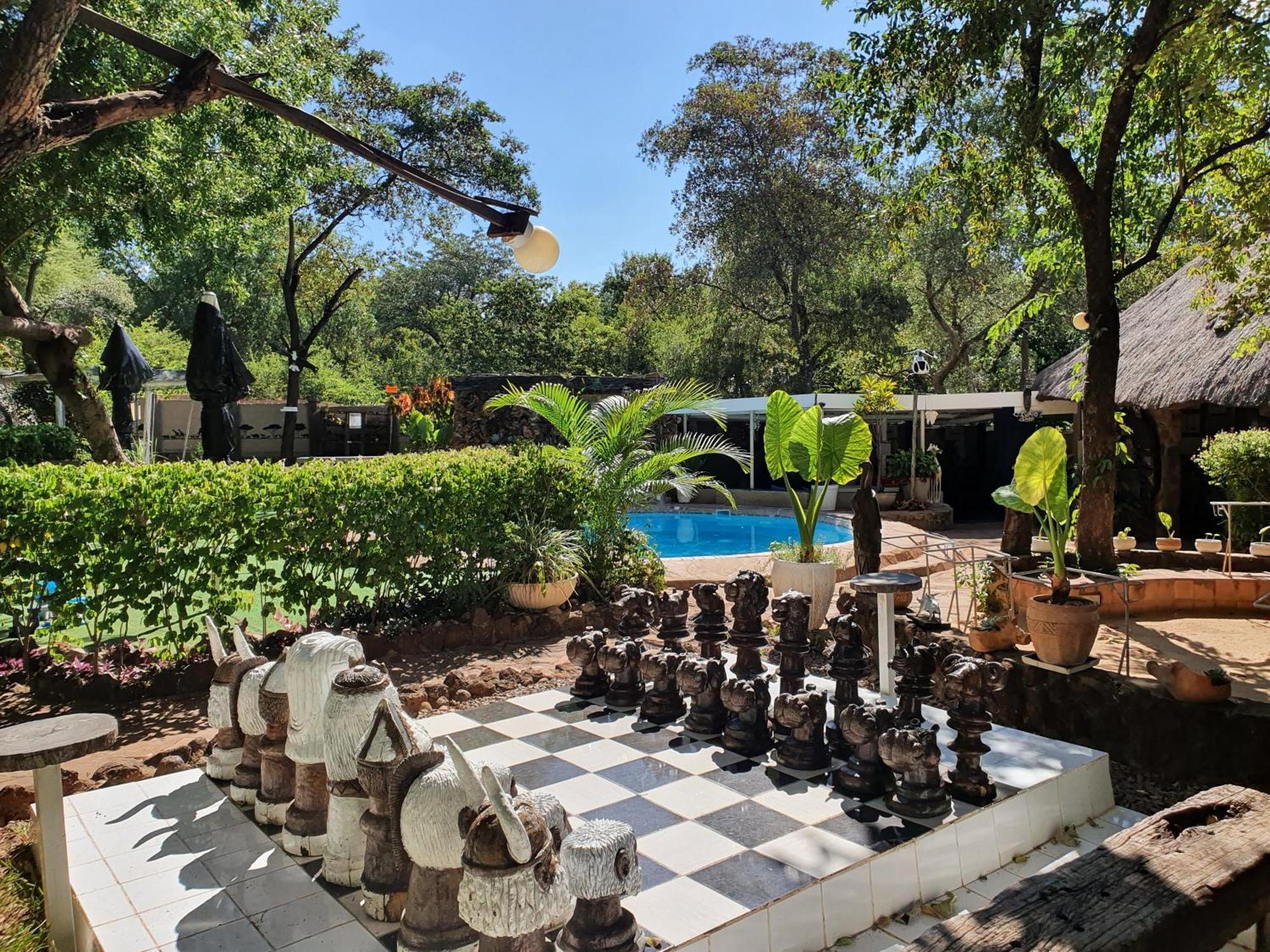Victoria Falls Backpackers Lodge- Camp Sites Exterior photo